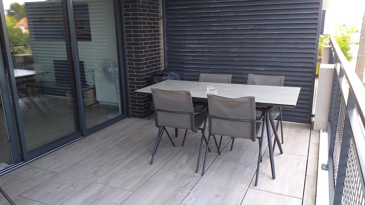 Bel Appartement Sur Le Bassin D'Arcachon, A 2Km De La Mer La Teste-de-Buch Exterior foto